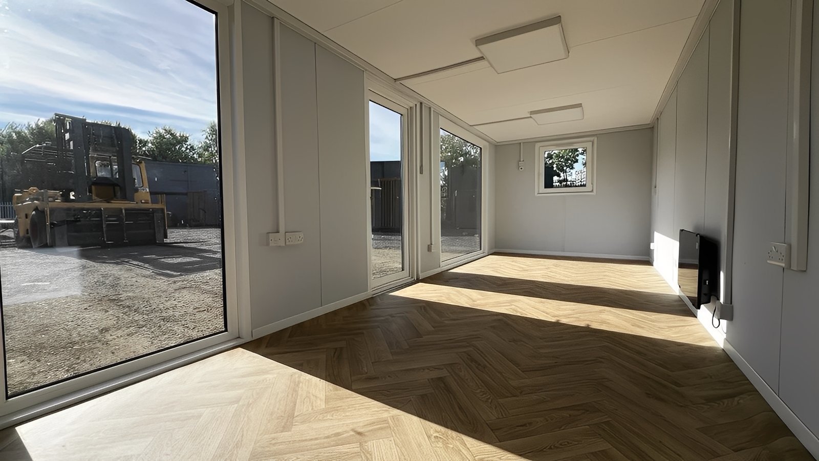 24ft x 9ft Site Office / Marketing Suite – Portable Sales Office - Image 4